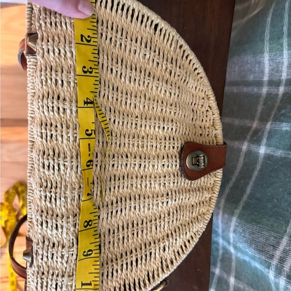 Patricia Nash Tan and Brown Woven Shoulder Bag - Picture 9 of 10